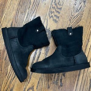 UGG Sequoia Water-resistant Black short Sz 8